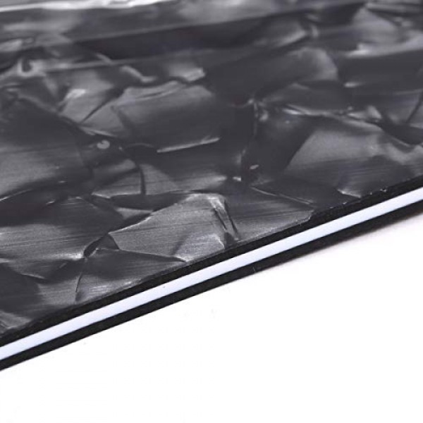 Musiclily Pro 13 홀 P 베이스 픽가드 4현 정밀 베이스 모던 스타일, 4겹 블랙 펄