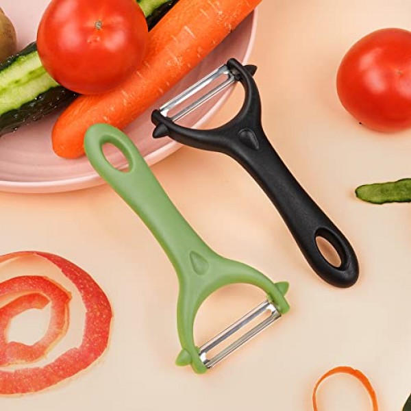 AUAUY 2PCS 감자 필러, Y자형 회전식 야채 필러, 주방용 과일 필러, 미끄럼 방지 그립 필러, 인체공학적 핸들 날카로운 블레이드 스테인레스 스틸 필러(녹색, 검정색)