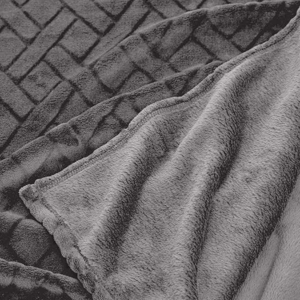 Amazon Basics - Fleecedecke, Prägemuster, Grau, 150 x 200 cm 150 x 200 cm Grau
