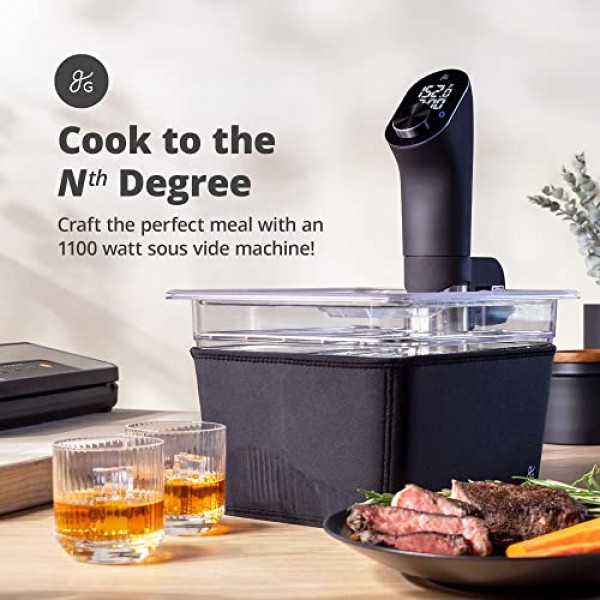 Greater Goods Pro Sous Vide 키트 - 1100와트, 강력하고 정밀한 Sous Vide 쿠커 및 프리미엄, Sous Vide 랙, 뚜껑 및 네오프렌 슬리브가 포함된 플라스틱 용기 | 세인트루이스에서 디