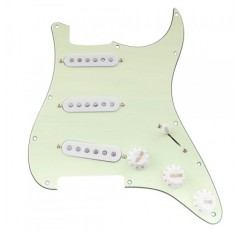 Musiclily Pro SE 사전 배선된 SSS 기타 로드 픽가드, 스태거드 알니코 5 싱글 코일 픽업, 스퀴어 스트랫 스타일 일렉트릭 기타용, 민트 그린 3겹
