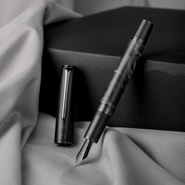 Hongdian N7 그레이 수지 피스톤 만년필, 상단에 이리듐 파인 포인트 클래식 펜 Robbit, 금속 상자 그레이 파인 포인트가 있는 부드러운 필기구