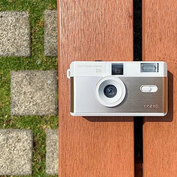 하프 프레임 재사용 가능한 35mm 카메라 CH1, 플래시 내장 및 35mm 컬러 네거티브 또는 흑백 필름과 호환(필름 및 배터리는 포함되지 않음) 한정판 무료 파란색 및 노란색 