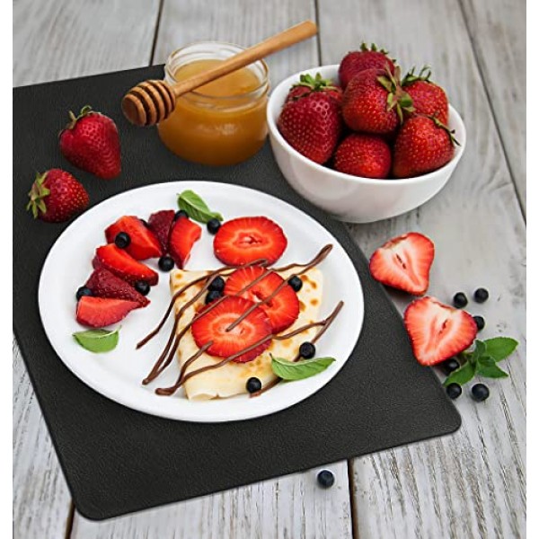 Vinjiasin 블랙 가죽 플레이스 매트 식탁 세트 4개, 방수 닦을 수 있는 플레이스 매트, 내열성 미끄럼 방지 직사각형 실내 플레이스 매트, 크리스마스 장식 청소 용이