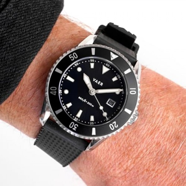 남성용 Vaer DS4 태양광 다이브 시계 - 오션 레디 20 ATM, 태양광 동력 - 영구 시간 유지, 사파이어 크리스털 및 극도의 정확도(월당 +/- 20초), 퀵 체인지 20mm 스트랩 2개, 38mm/