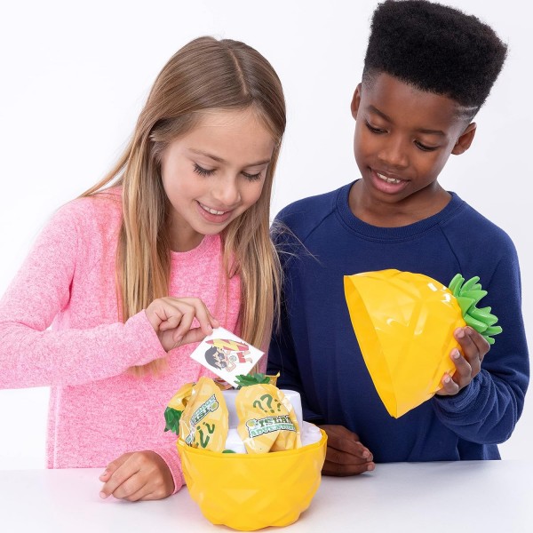 Ryan's World: Island Adventures - 미스터리 파인애플 에그 | Ryan의 섬 모험을 발견하십시오 | 수집 가능한 Ryan의 세계 서프라이즈 장난감 | 3세 이상 싱글용