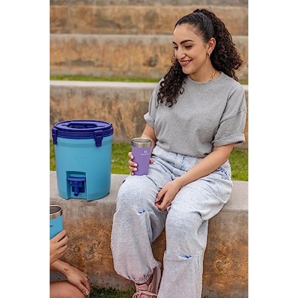 Stanley Adventure 2갤런 고속 흐름 물 주전자, 얼음 물 디스펜서, 쉽게 붓는 마개 및 래치 폼 뚜껑이 있는 단열 음료 쿨러