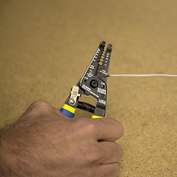 Klein Tools 80121 와이어 스트리퍼가 포함된 스트리퍼 플라이어 키트, 미국산, 라인맨 플라이어 및 대각선 커터, 3피스