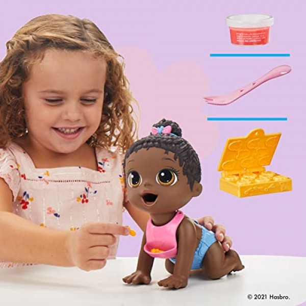 Baby Alive Lil Snacks Doll, Eats and Poops, 스낵 테마 8인치 아기 인형, 스낵 박스 몰드, 3세 이상 어린이용 장난감, 흑발