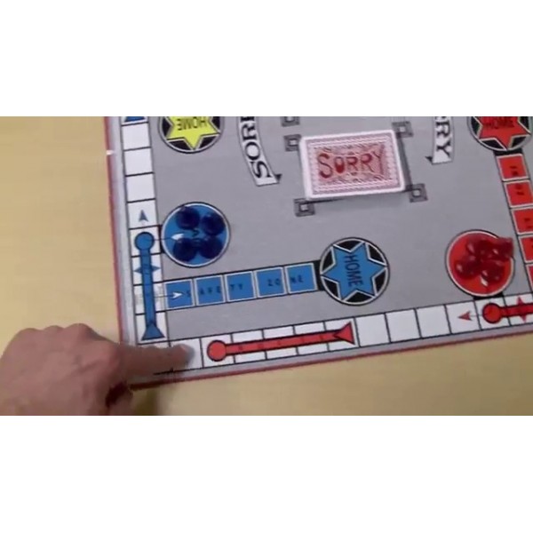 1~4인용, 6세 이상 가족이 가장 좋아하는 Winning Moves Games USA의 복고풍 삽화 및 구성 요소가 포함된 Classic Sorry