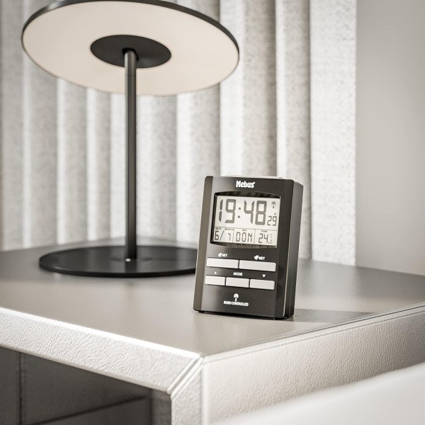 온도 표시 기능이 있는 MEBUS 디지털 라디오 알람 시계, 알람 시간 2개 및 달력, 라디오 시계/재질: 플라스틱/색상: 블랙/모델: 51500, 10.5 x 6.7 x 4 cm